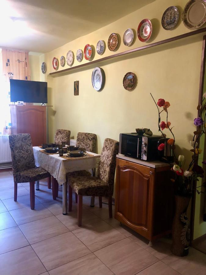 La Symo Apartament Straja Lupeni Lupeni  Exterior photo